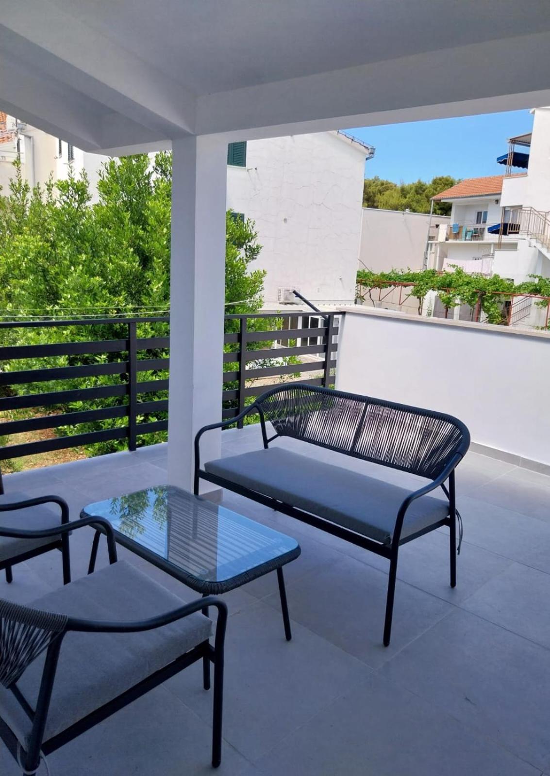 Apartments Danijela Tribalj Exterior foto